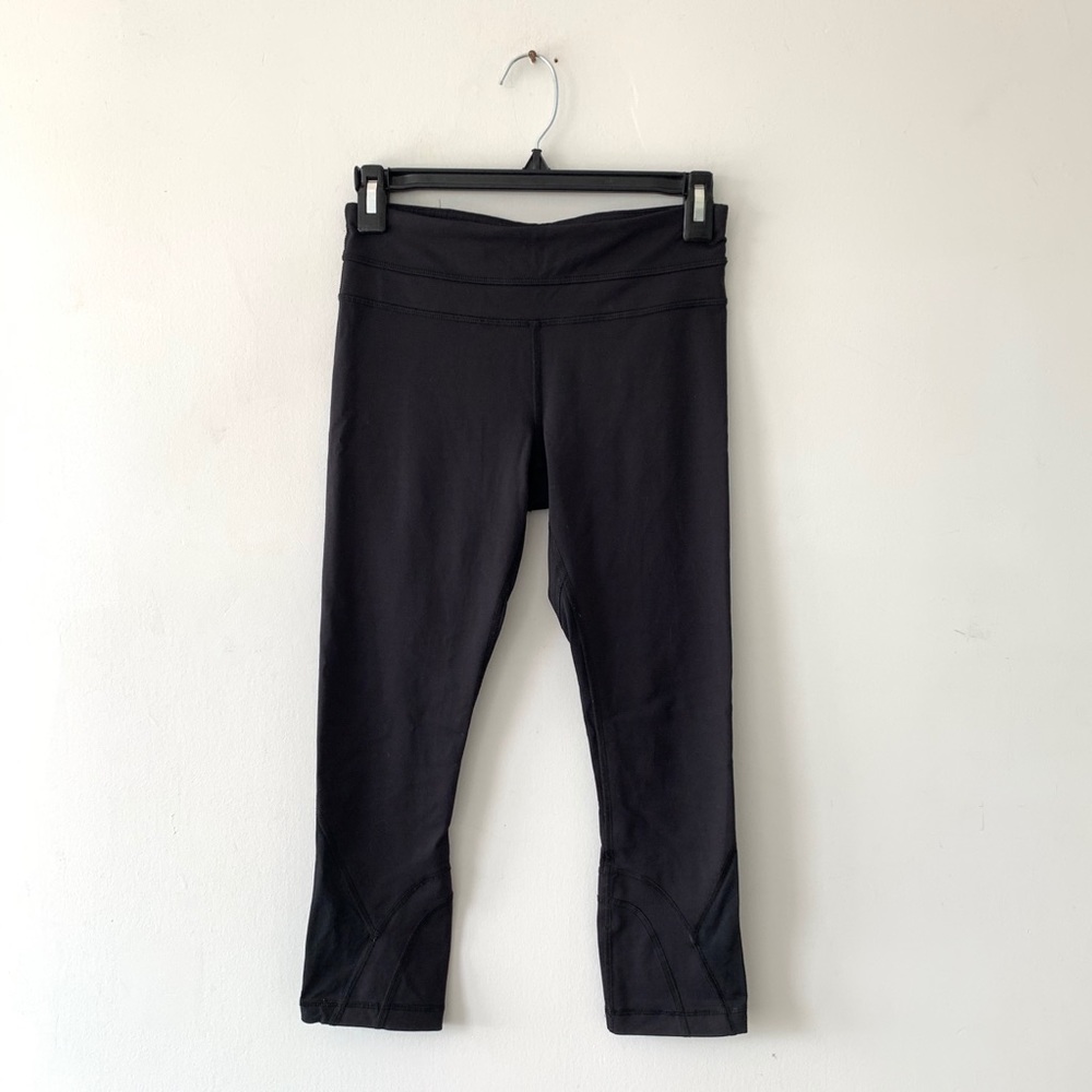 Lululemon Solid Black Wunder Under Crop Leggings 4 - image 1